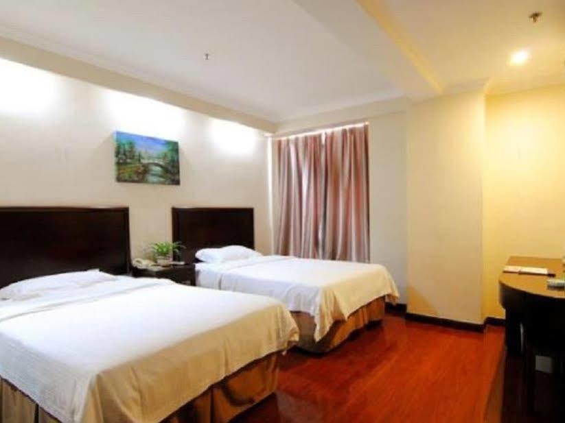 Greentree Inn Chongqing North Railway Station Express Hotel Ngoại thất bức ảnh